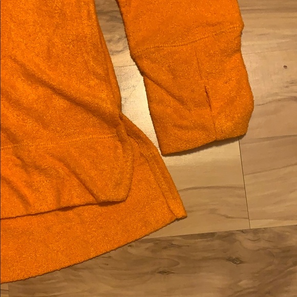 University of Tennessee Cozy Top - Picture 2 of 3